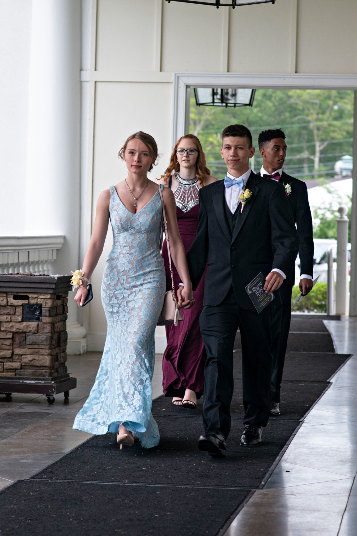 060819_gal_barnegatProm
